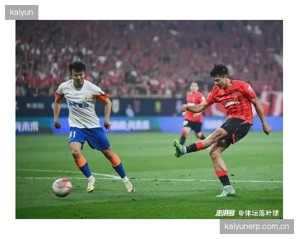 阿洛伊西不仅打造了最强火力，成都蓉城的防线同样以13个失球领跑中超。